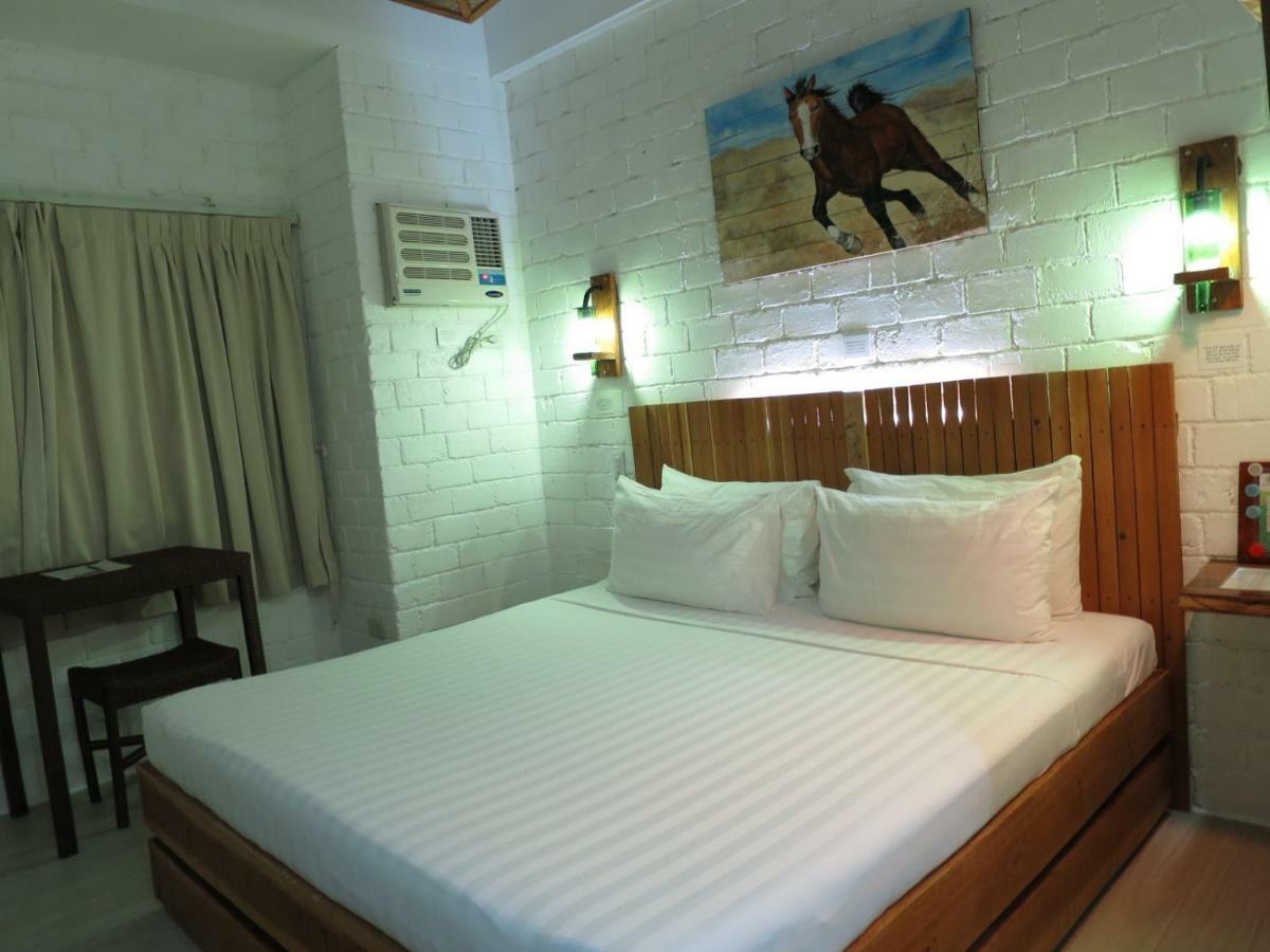 Serviced Apartments By Eco Hotel Bohol Panglao Eksteriør billede